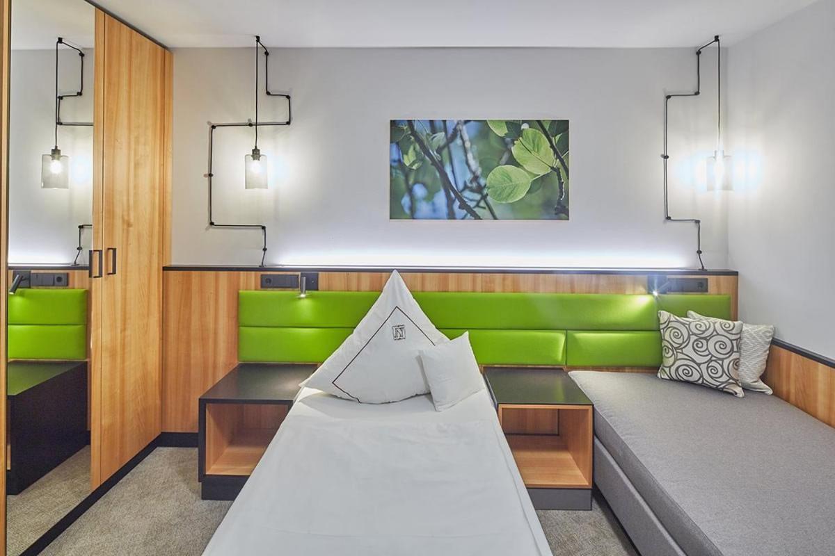 Landhotel Naafs-Haeuschen Lohmar Kültér fotó